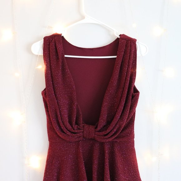 Sparkly Backless Fitted Burgundy Dress | 090 - Picture 4 of 6
